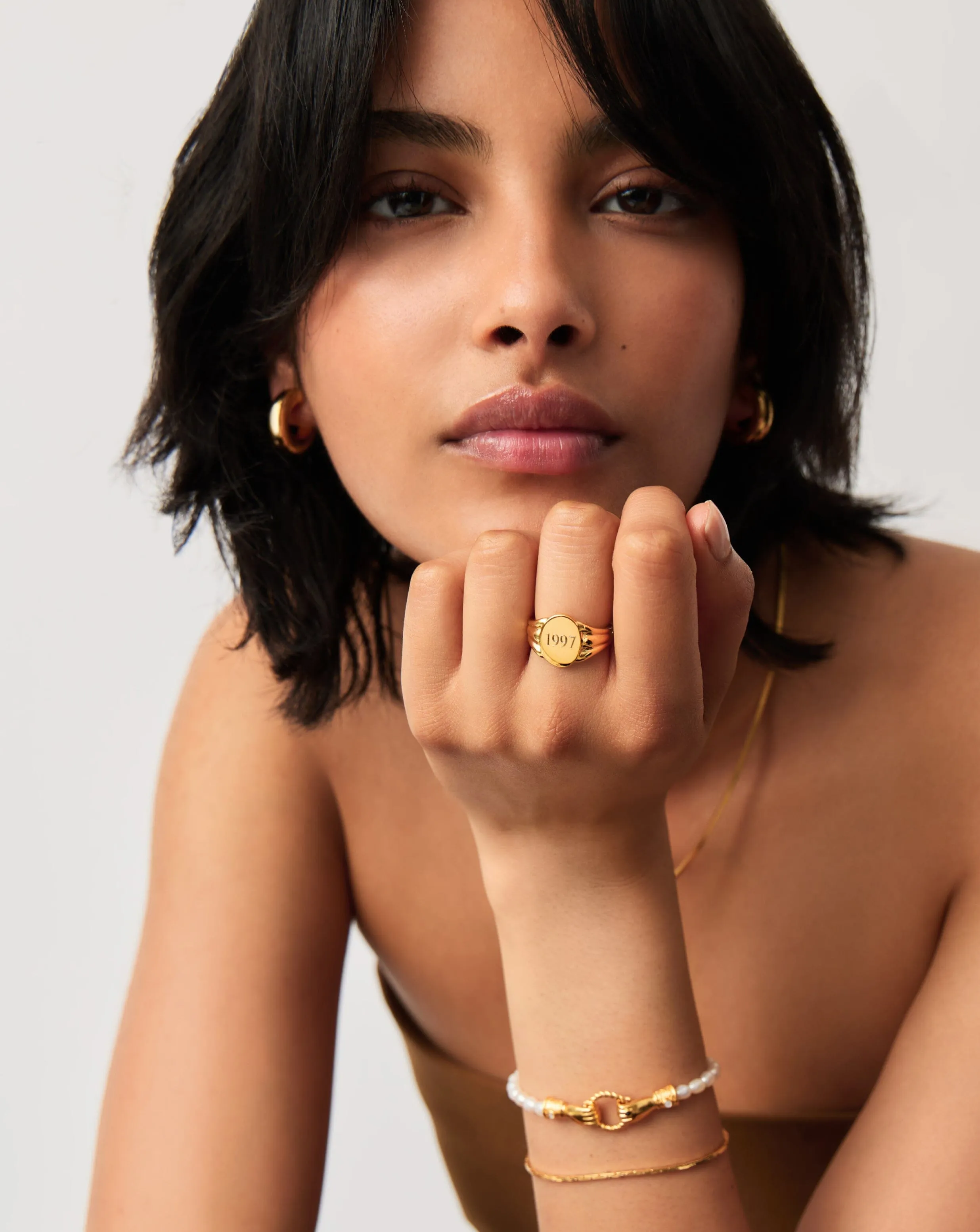 Engravable Oval Signet Ring | 18k Gold Vermeil